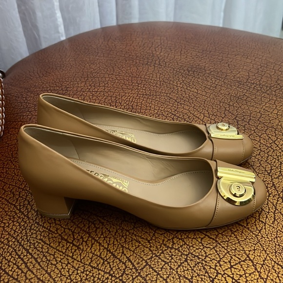 Salvatore Ferragamo Brown block heel Labskin leather Italy shoes 10 - Picture 3 of 13